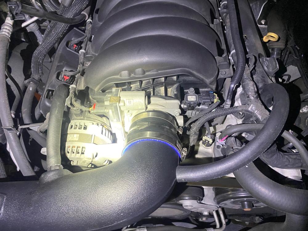 Closed Box Air Intake (15553) 2014-2019c Silverado/Sierra, 2015-20 GM SUV 5.3L V8 - Customer Photo From Garret Bood