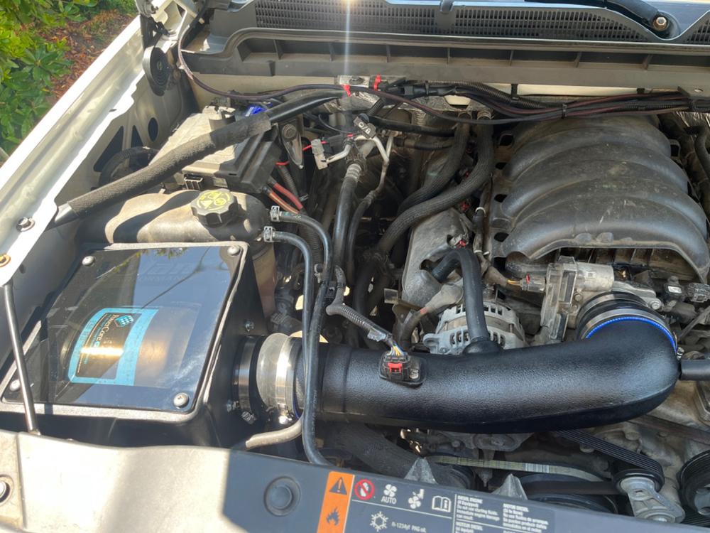 Closed Box Air Intake (15553) 2014-2019c Silverado/Sierra, 2015-20 GM SUV 5.3L V8 - Customer Photo From Drew Norman