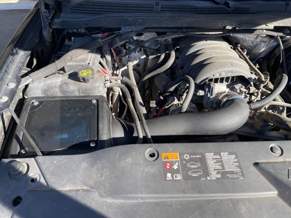 Closed Box Air Intake (15553-1) 2014-2019c Silverado/Sierra, 2015-20 GM SUV 5.3L V8 - Customer Photo From Brandin Tamayo