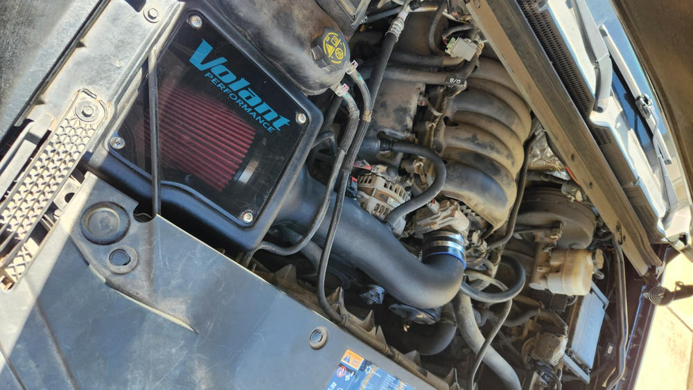Closed Box Air Intake (15553-1) 2014-2019c Silverado/Sierra, 2015-20 GM SUV 5.3L V8 - Customer Photo From Anthony Liguori