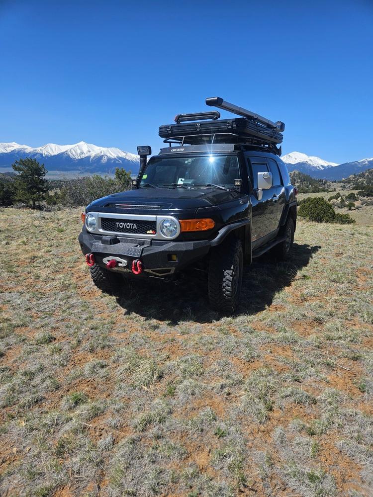 Closed Box with Snorkel (387401, 3874061) 2006-2009 Toyota FJ Cruiser 4.0L V6 - Customer Photo From Mitchell Steed