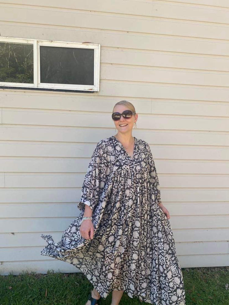Kyra Midi Dress ~ Pepper - Customer Photo From Elizabeth Thompson