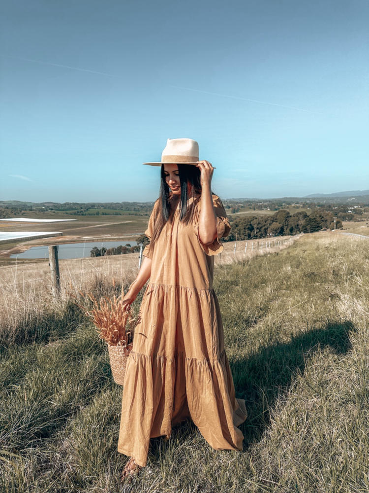 Sahana Gown ~ Desert - Customer Photo From Niki Kalupahana