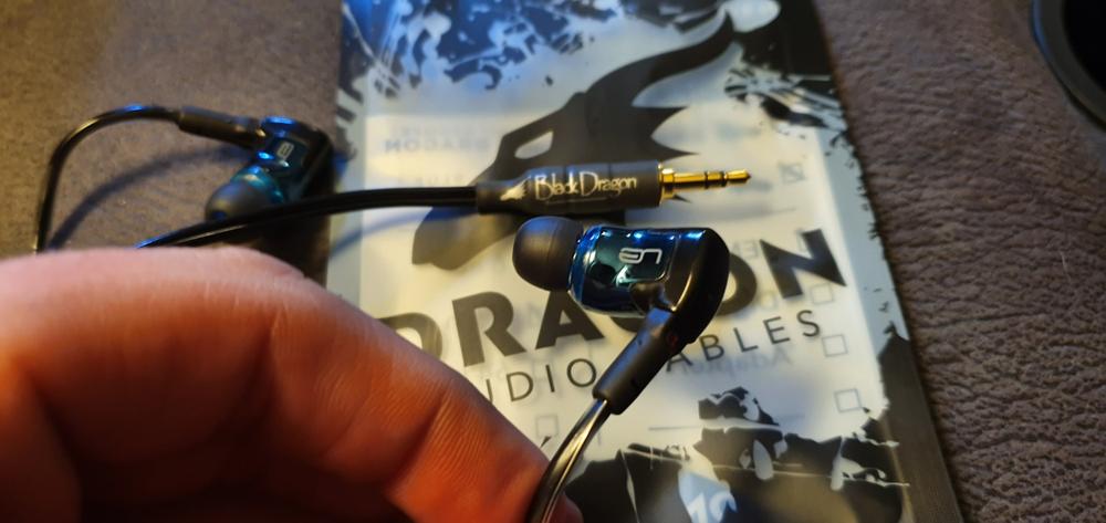 Black Dragon Cable Ultimate Ears IEMs Black Dragon Cable Ultimate Ears IEMs