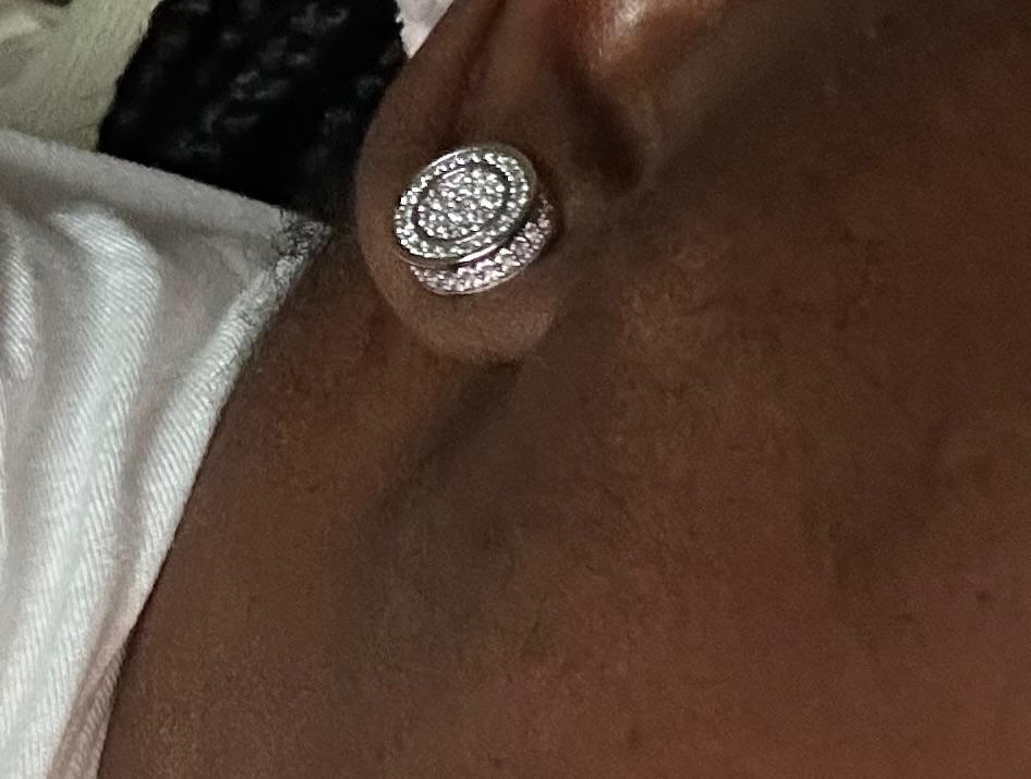 Cubic Zirconia #Cylindrical# Hip-hop Stud Earrings - Customer Photo From Vermille B.