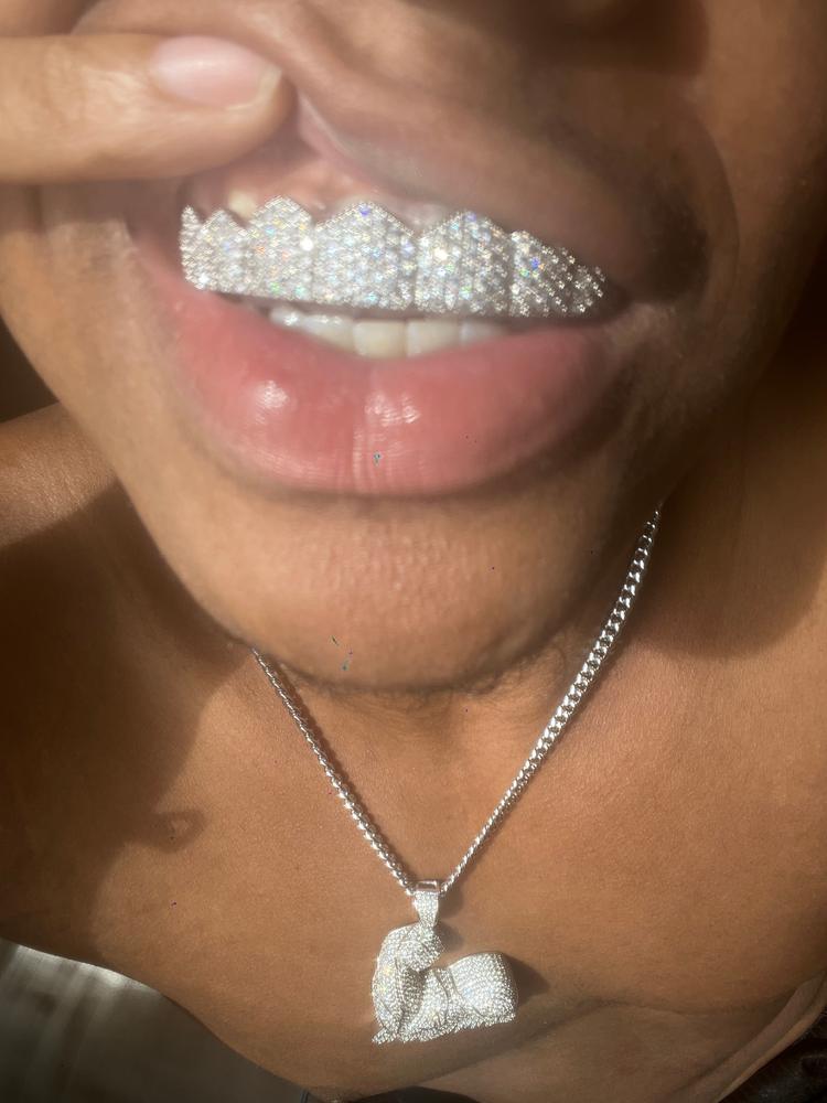 Yellow Gold-Plated Grillz Bar Iced Edition - Customer Photo From Devoo