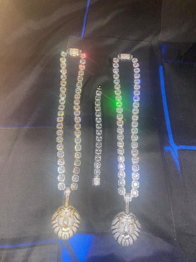 Clustered Tennis Chain in 18K Gold - Customer Photo From Lovell H.