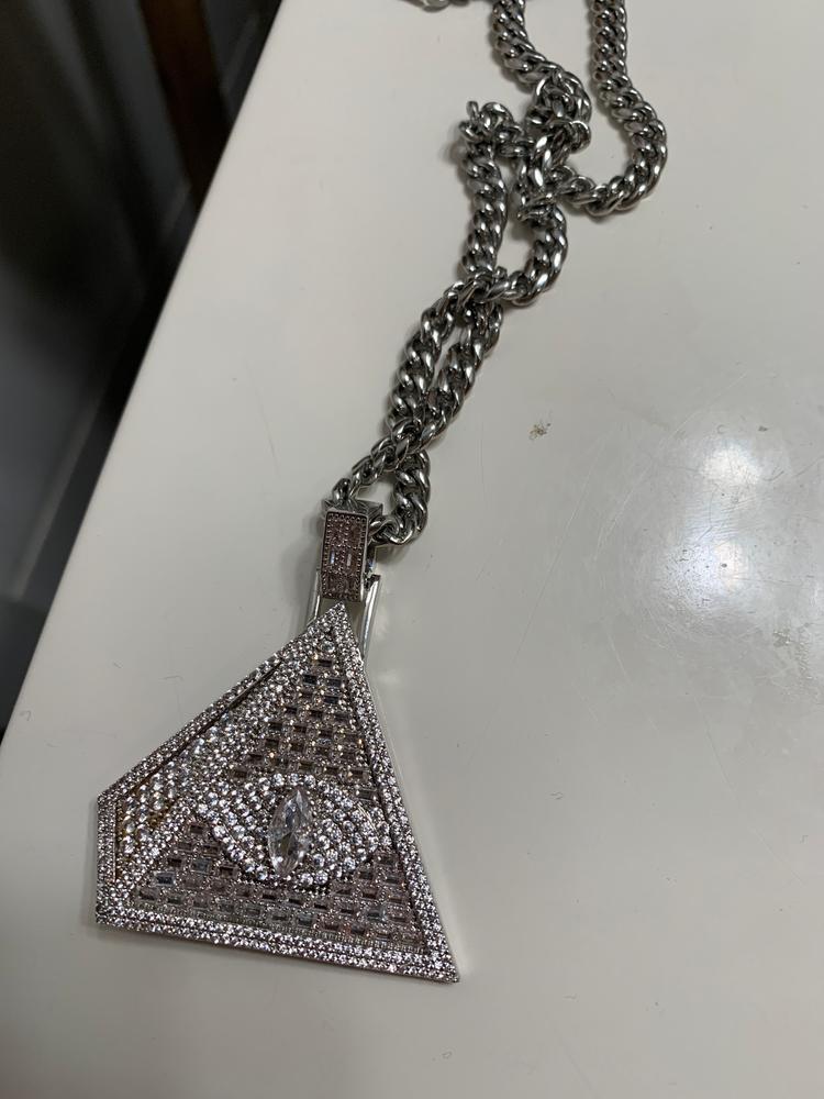 Baguette Pyramid Pendant White Gold - Customer Photo From Gabriel r.