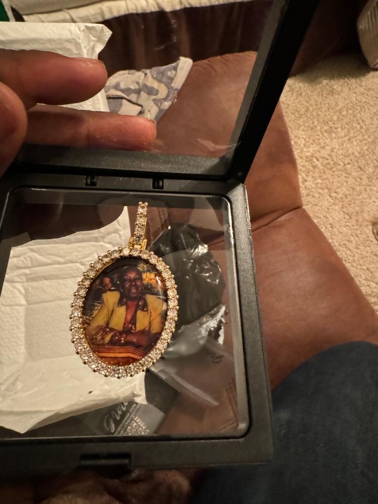 3D Oval Custom Picture Pendant - Customer Photo From Chevy