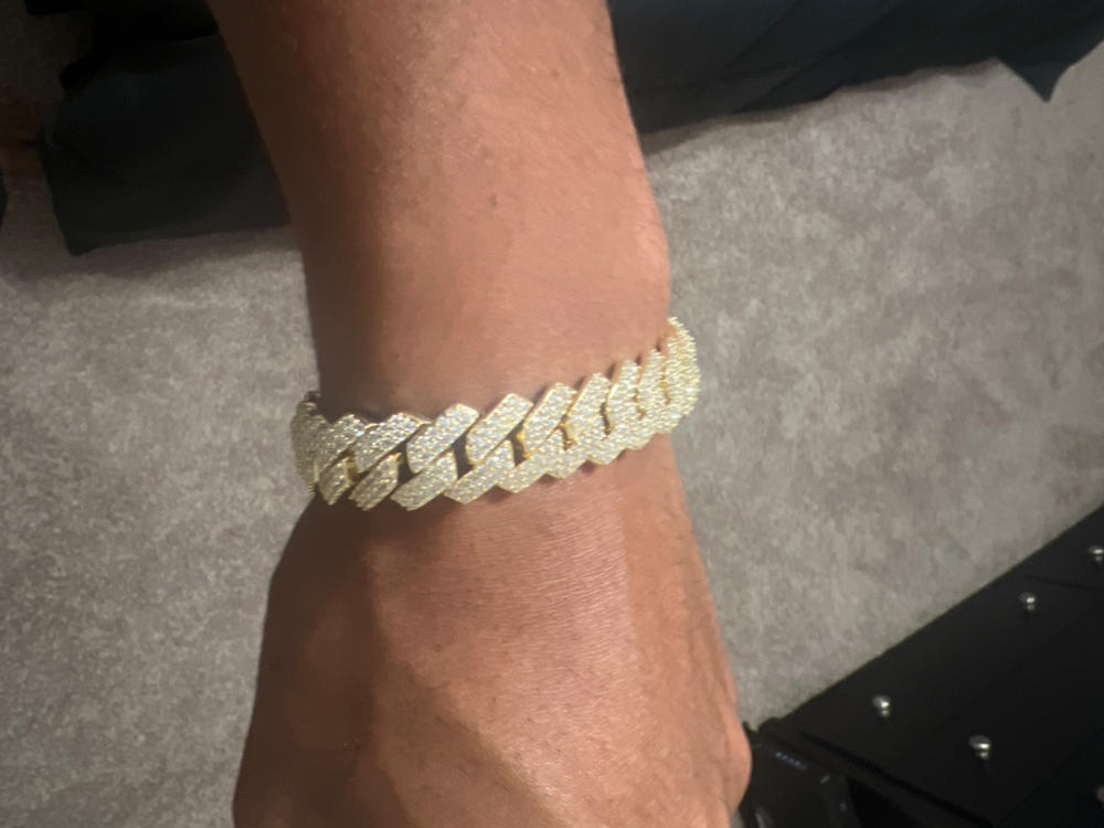 14mm Iced Prong Cuban Bracelet In 18k Gold - Customer Photo From Dwayne B.