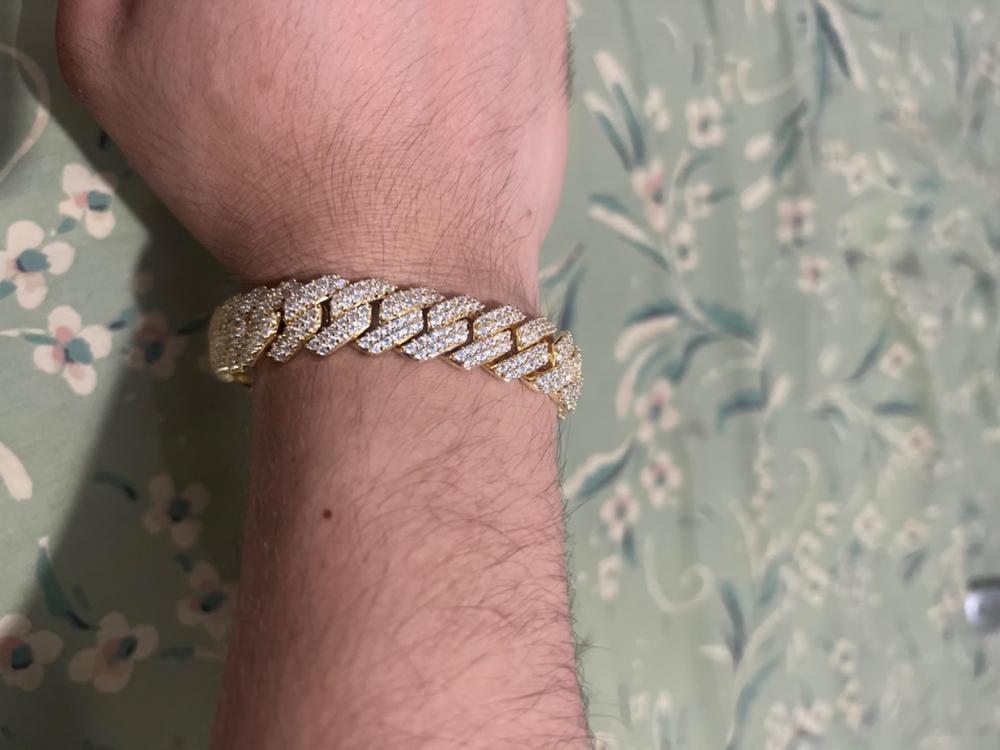 14mm Iced Prong Cuban Bracelet In 18k Gold - Customer Photo From Leonardo P.