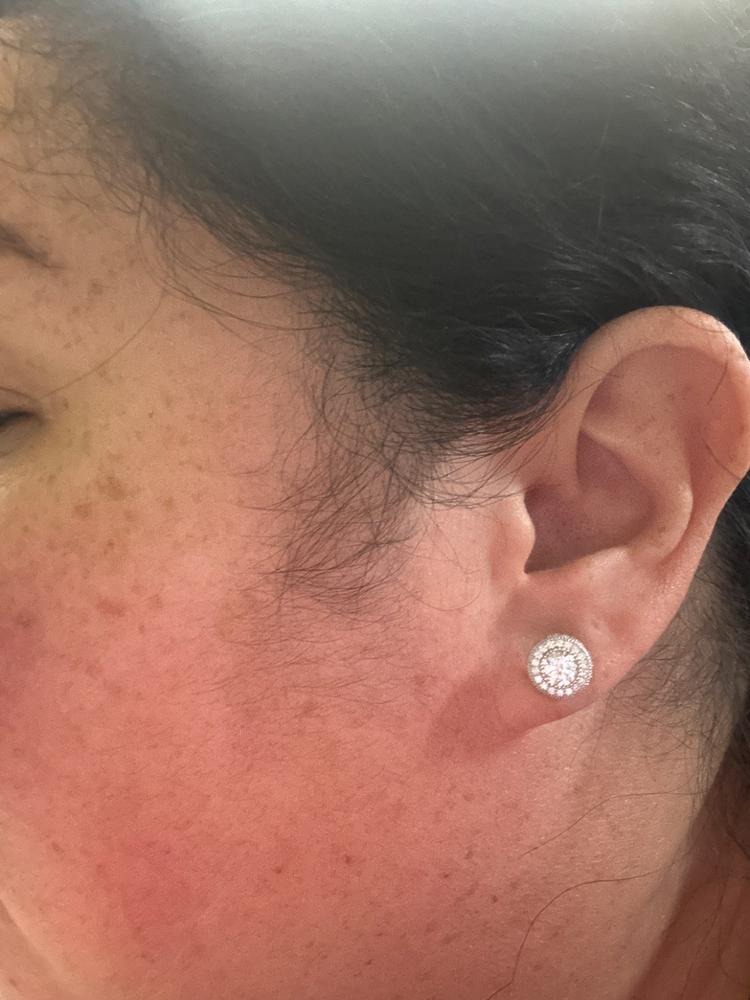 925s VVS1 Moissanite Cluster Halo Earrings - Customer Photo From Dayna T.