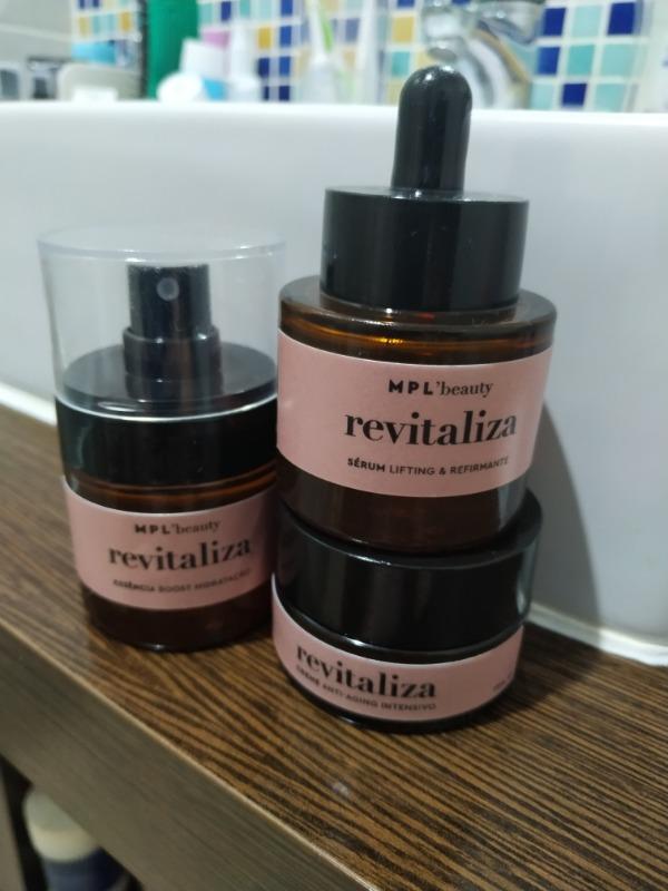 Revitalize Kit Discovery - Customer Photo from Clara A.
