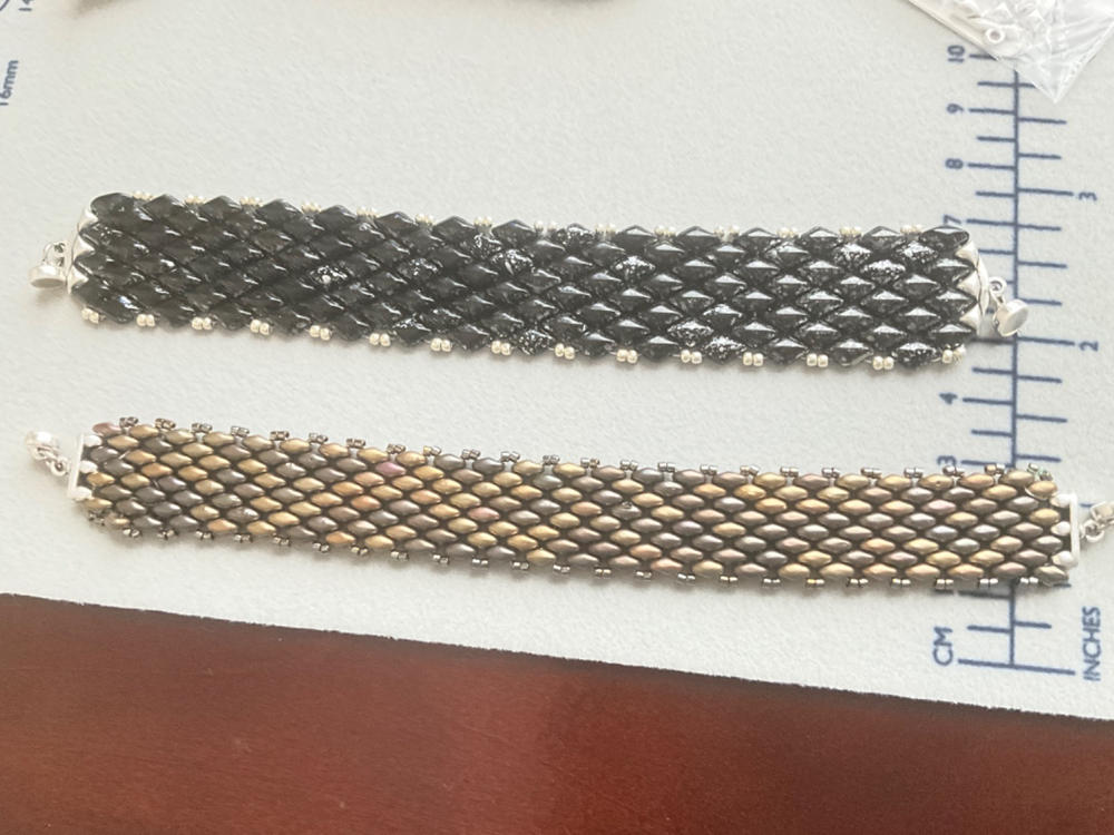 CYMBAL BEAD ENDING for SUPERDUO Beads Rozos V Antique Silver Plated (Pack of 10) - Customer Photo From Margie Markus