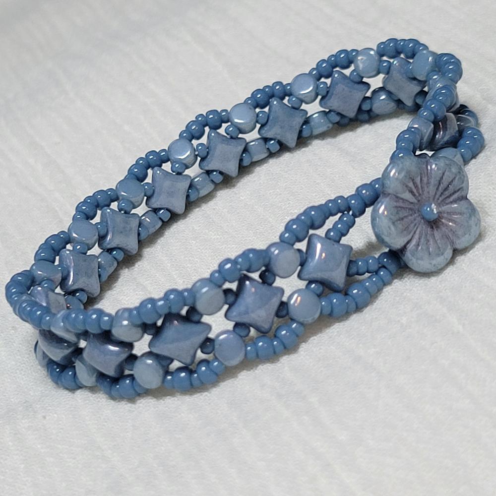 2-Hole WIBEDUO Czech Glass Beads 8x8mm CHALK WHITE BABY BLUE LUSTER (Pack of 50) - Customer Photo From KalliJ