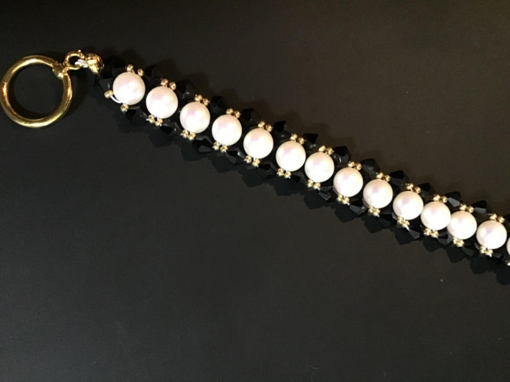 Czech Glass Pearls 6mm Round IRIDESCENT WHITE (Strand of 30) - Customer Photo From Janet Piver 