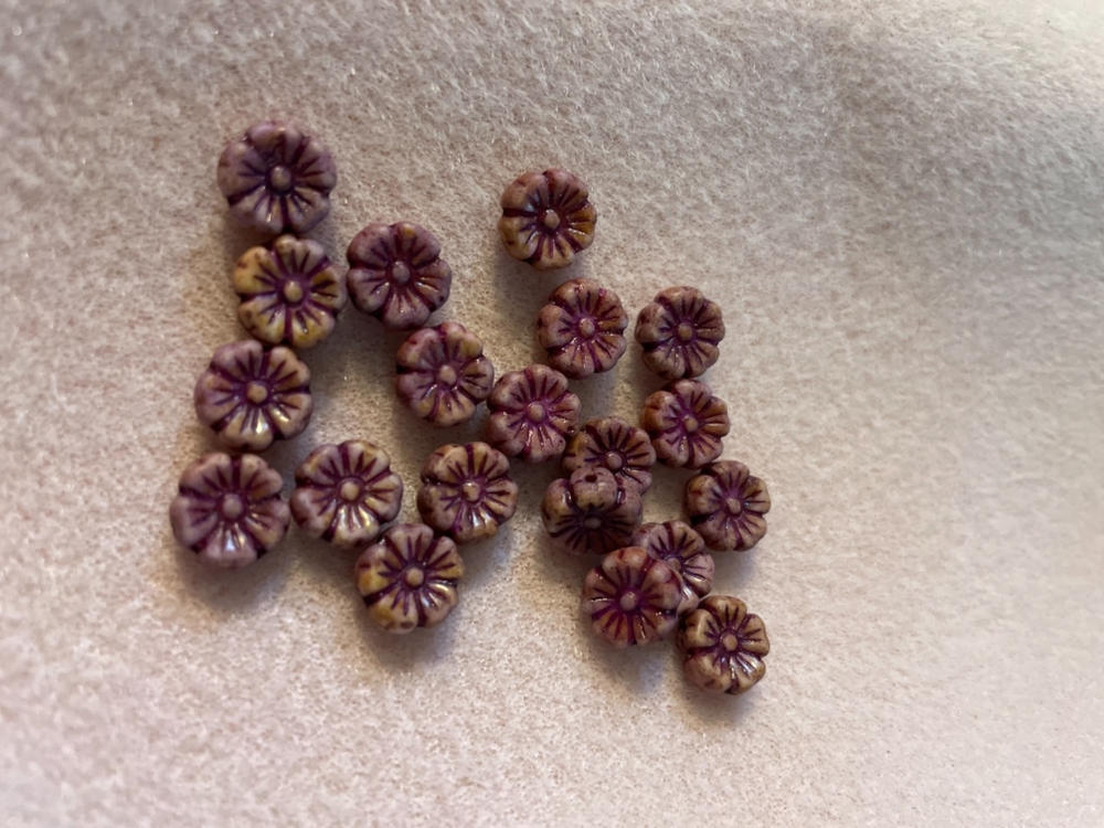 Czech Glass Beads Hibiscus Flower 9mm PICASSO OMBRE BURGUNDY - Customer Photo From Corey Merrell