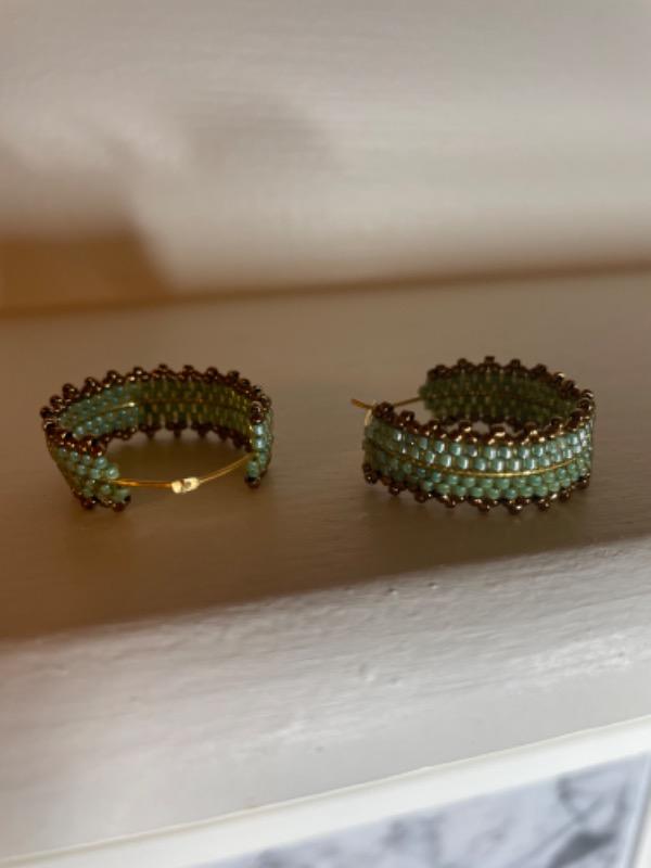 ENDLESS HOOP EARRING 1" Gold Plated - Customer Photo From rebecca norcutt