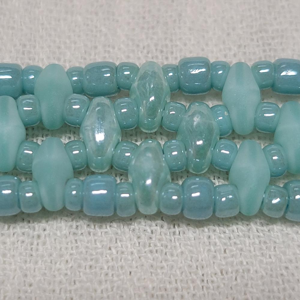 Toho ROUND 8/0 Seed Beads OPAQUE LUSTERED LAGOON (2.5" tube) - Customer Photo From KalliJ