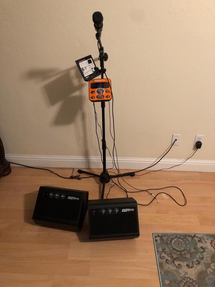  Singtrix Portable Karaoke Machine & New Premium Wireless  Microphone On Shark Tank, Kids & Adults, All-in-One, 350+ Voice Effects &  Autotuning, PA Speaker, Party Bundle, Use Free  Karaoke Songs 