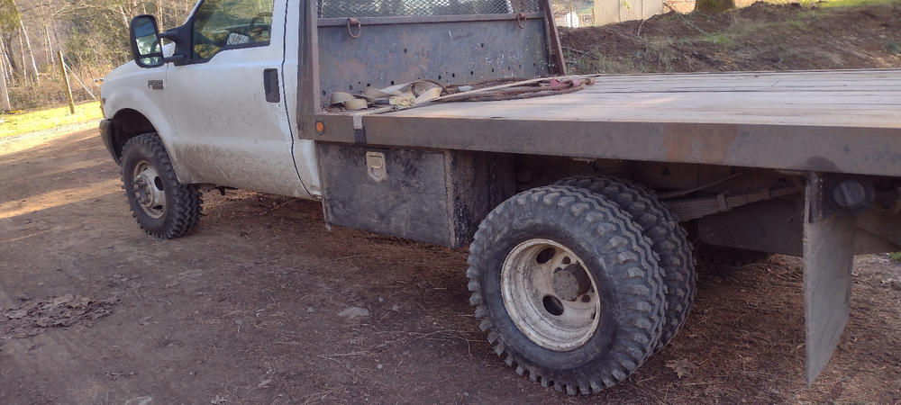 P78X16C (32X8.50x16) Buckshot Mudder Bias Ply BSW - Maxxis Tire - Customer Photo From Peter Krautscheid