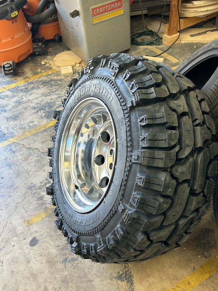 Interco Super Swamper Tires Thornbird 33X12.50X15C