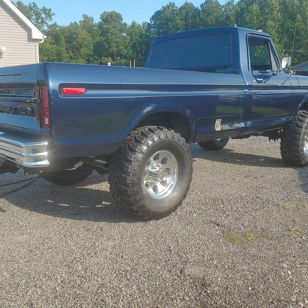 Cobalt M/T BSW 37x14.50R18E  - Customer Photo From Kirk D.