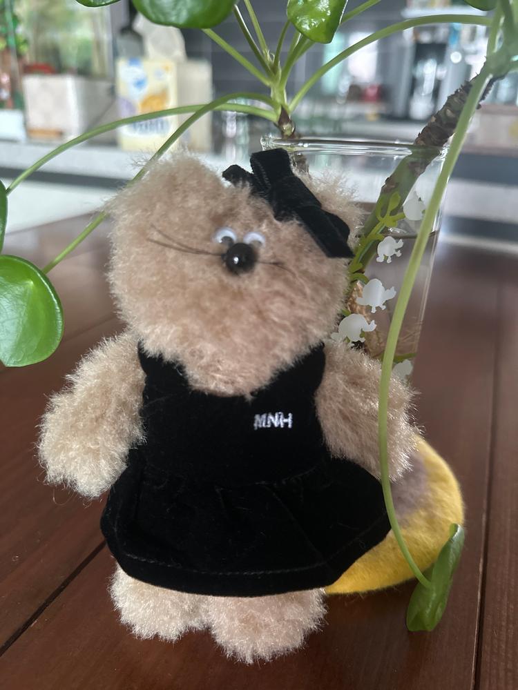● Monamhee ● MNH FRIENDS BEBE MNH BEBE PLUSH KEYRING – LINE FRIENDS SQUARE