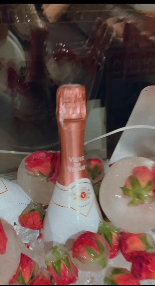 Veuve du Vernay Ice Rose - Customer Photo From Anonymous