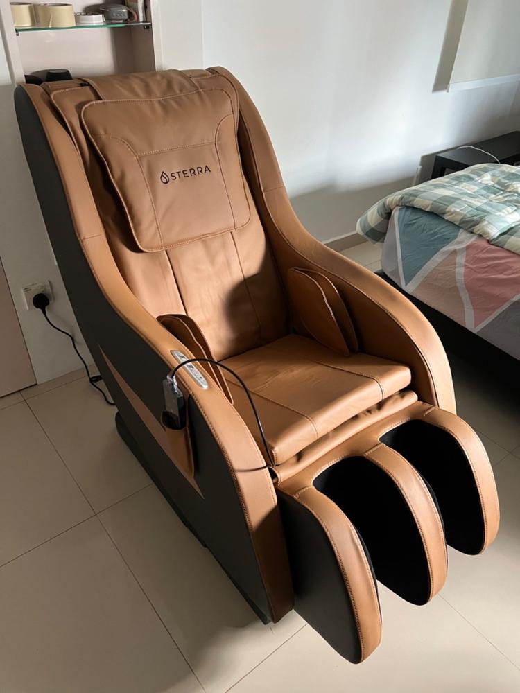 Sterra Light™ Premium Massage Chair - Customer Photo From De Ying Ong