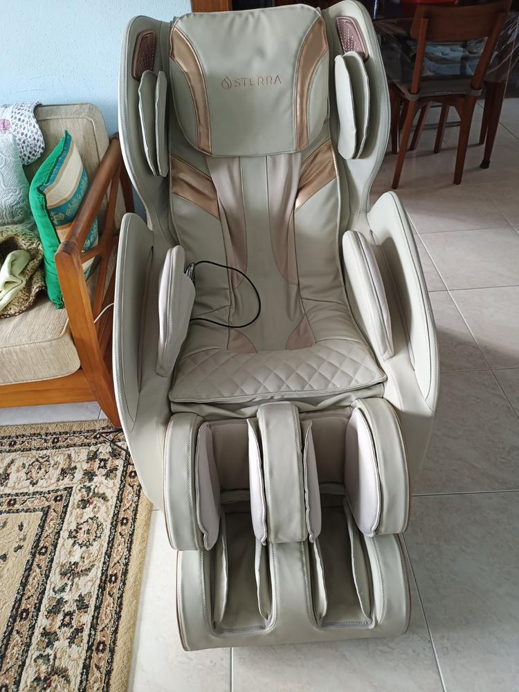 Sterra Air™ Premium Full-Body Massage Chair - Customer Photo From Ahmad Baharom