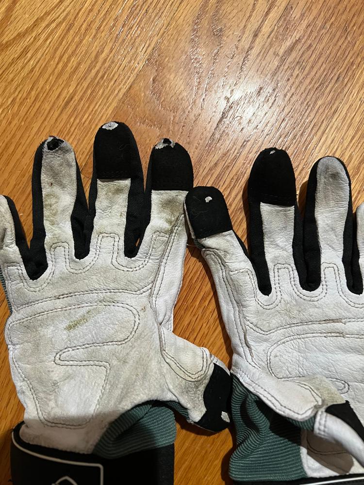 Rugged Guard Leather Gloves - Green Brush Camo - Customer Photo From Carlson Karwoski