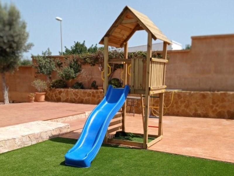 Parque infantil Carol 1 con caseta, tobogán y arenero - Customer Photo From ALFONSO DEL CASTILLO CONTRERAS