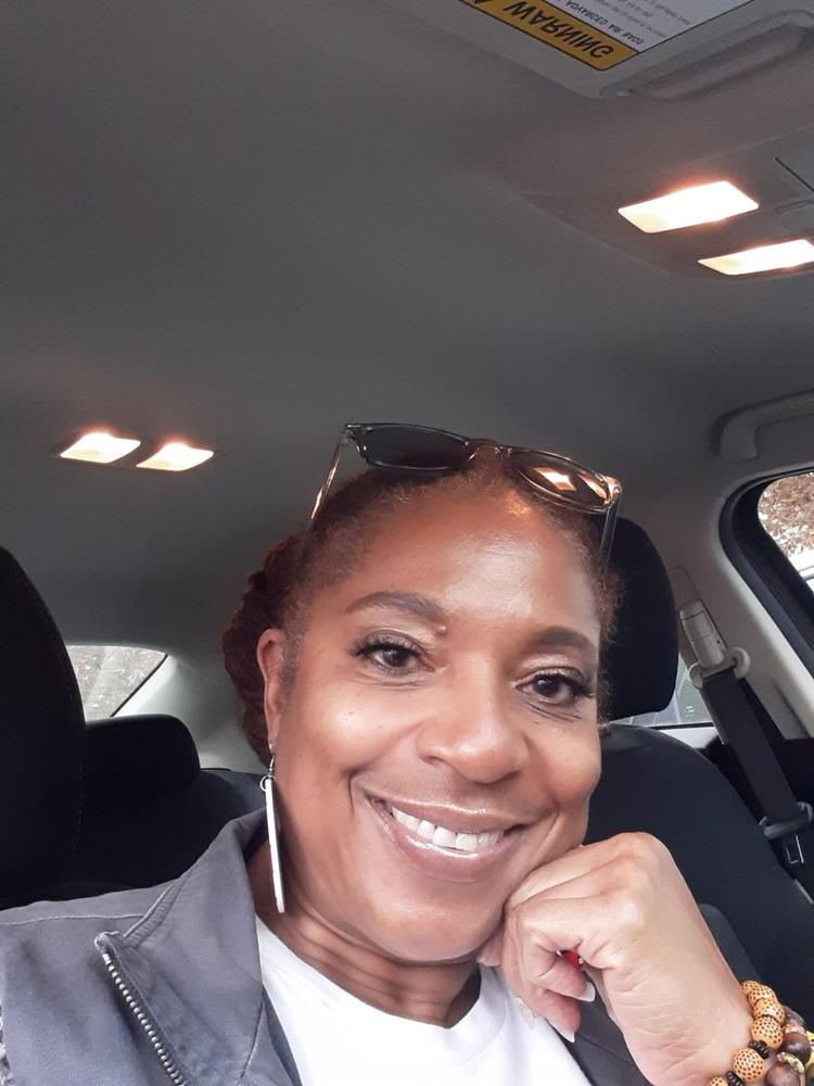 Skin Silk Loose Setting Powder Duos - Customer Photo From Carmen Lewis