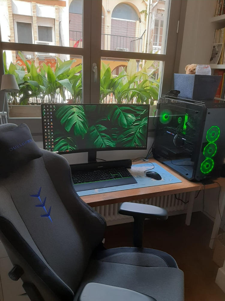 Ultra Gaming Chair - Customer Photo From Luis viñuales