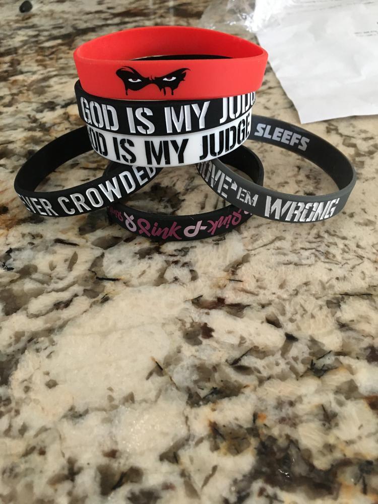 10 X $5 Mystery Wristbands (No refunds - No exchanges - Up to 10 different designs)