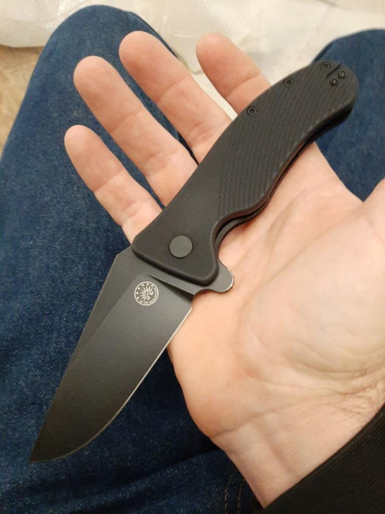 BABY RHINO Blackout - Off-Grid Knives