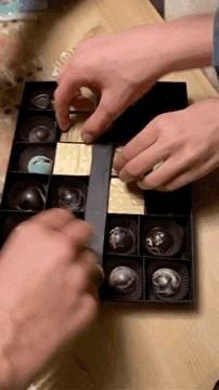 24-pc vegan chocolate bonbon box - Customer Photo From Thorsten