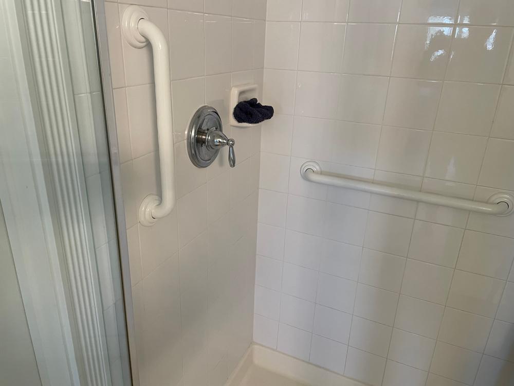 Naples Grab Bar Installation | Grab Bars - Customer Photo From Kathleen Falls