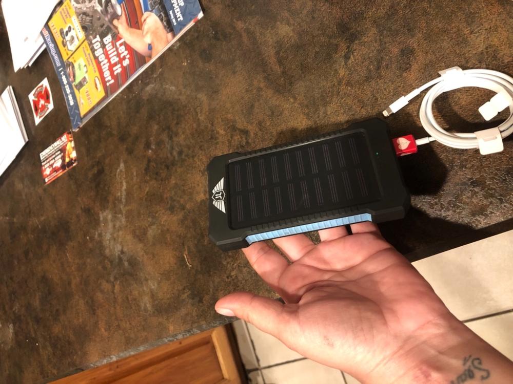 Portable 10,000mAH Waterproof / Shockproof Solar Dual-USB Charger and LED Light - Customer Photo From Kinga H.