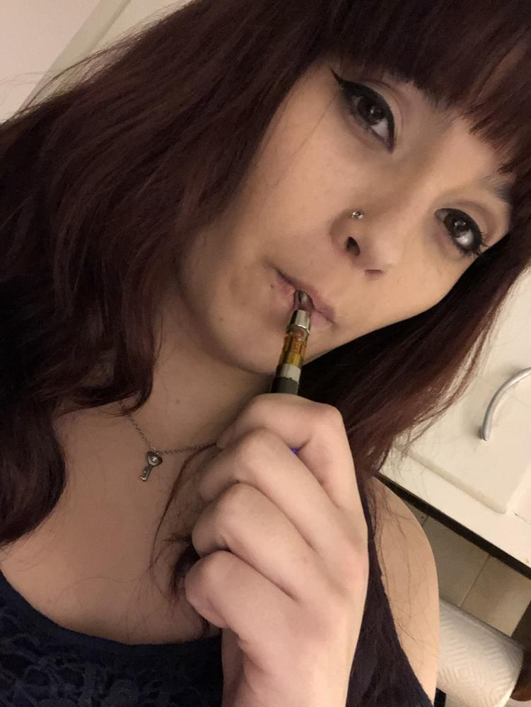 Americana Uncut AC/DC CBD Vape Kit (650mg or 325mg) - Customer Photo From Diana K.