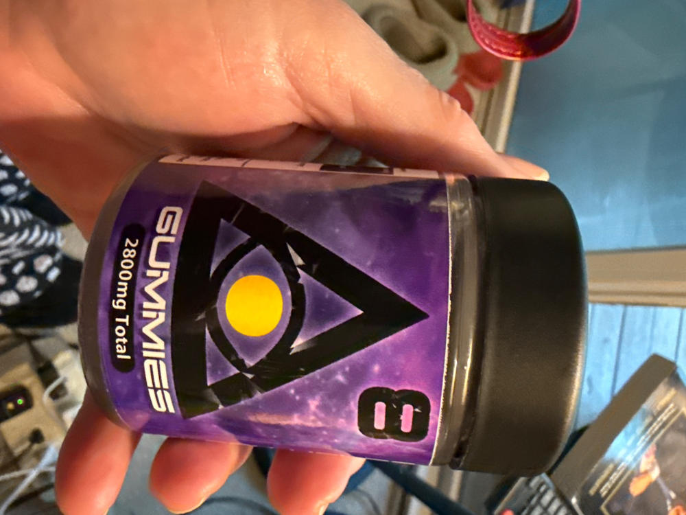 iDELTA Black Hole Delta 8 Gummies 2200mg (20 Pack) 110mg per gummy - Customer Photo From Catherine von Schroeder