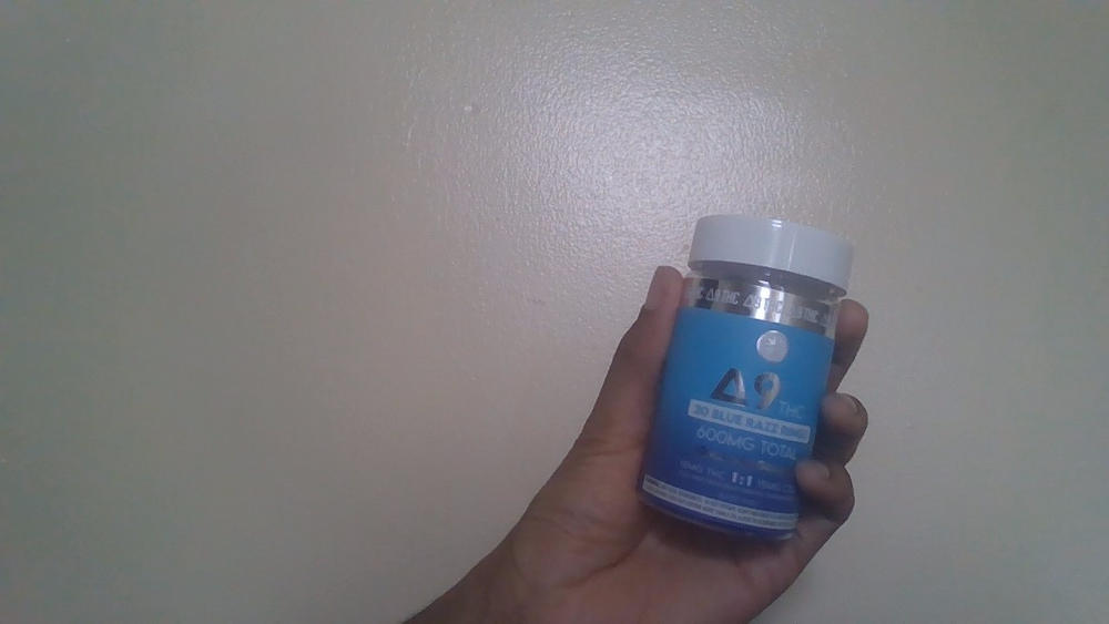 Delta 9 Blue Razz Rings 240mg or 600mg - 20 Pack (600mg) - Customer Photo From Domonique Coleman