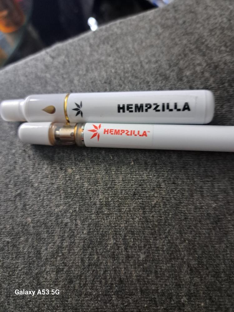 Hempzilla CBD Live Resin 0.5G Vape Pens - Socialize (CBD+CBG) - Customer Photo From Melissa Hill