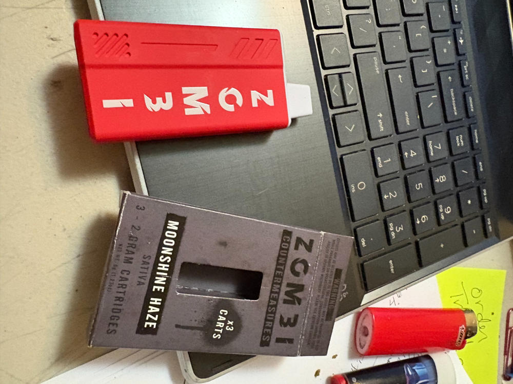 Zombi HHC Monster Box Disposable 6 Grams - Black Ice (Indica) - Customer Photo From JoAnna Eberle