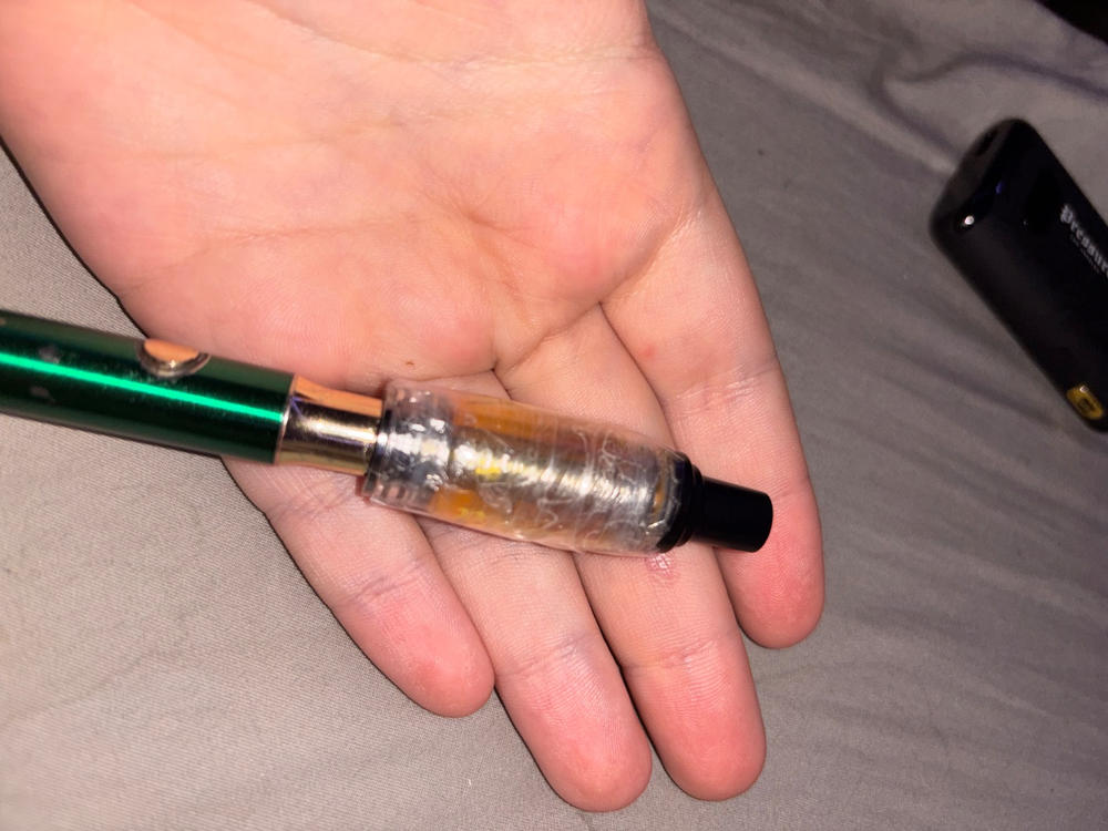 Pressure UZI Blend Disposable Vape Pens 3.5G - Banana Clip (Indica) - Customer Photo From Mars Johnson
