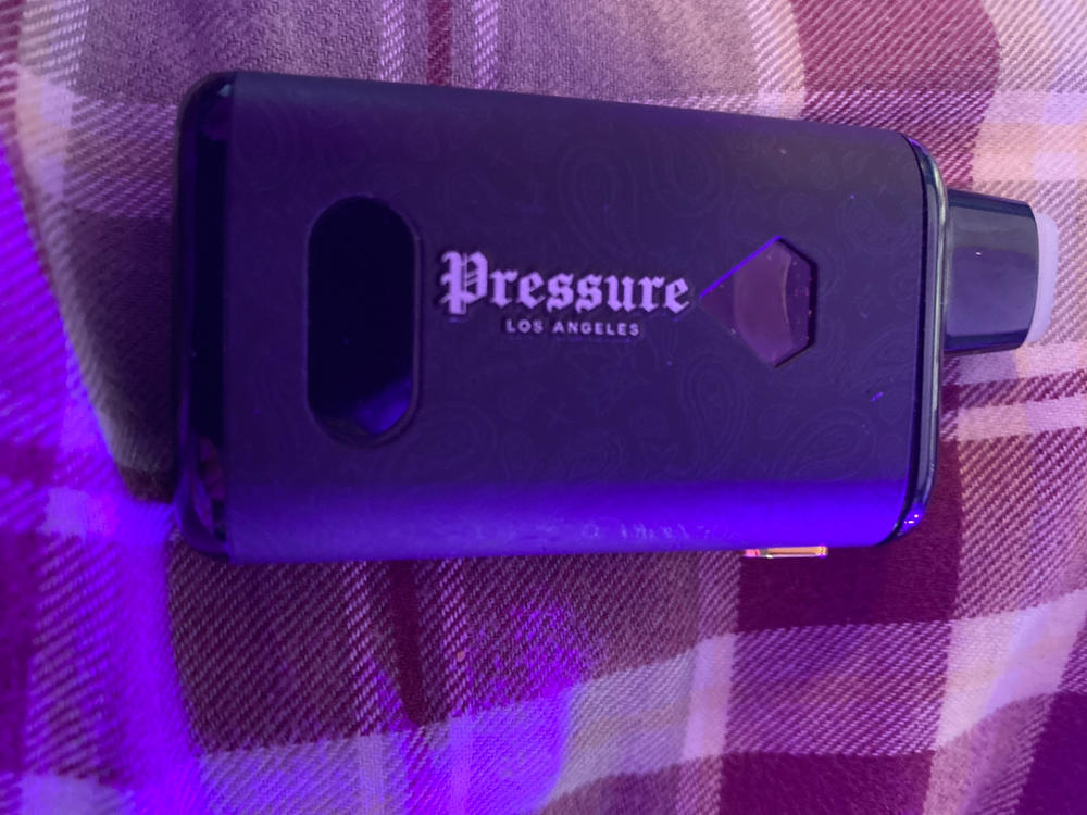 Pressure UZI Blend Disposable Vape Pens 3.5G - Banana Clip (Indica) - Customer Photo From Charles Fuller