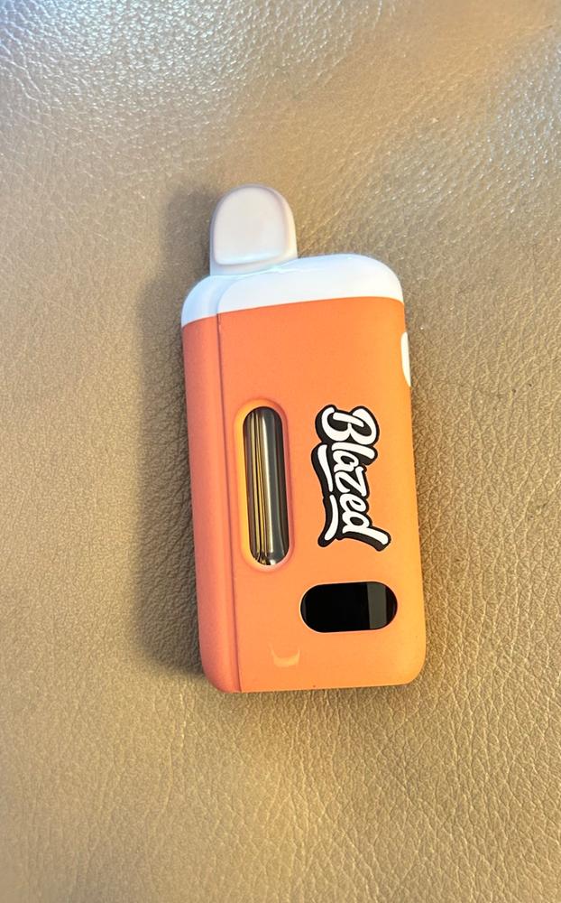 Blazed Disposable Vape Pen 5000mg - Pink Cookiez (Hybrid) - Customer Photo From Jade Hopkins