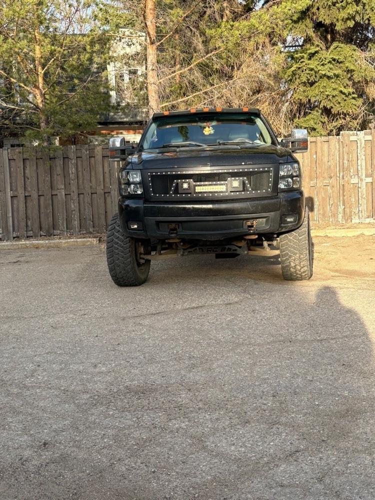 2007.5 - 2013 GM Tow Mirrors - Customer Photo From Cheryl Goodhue
