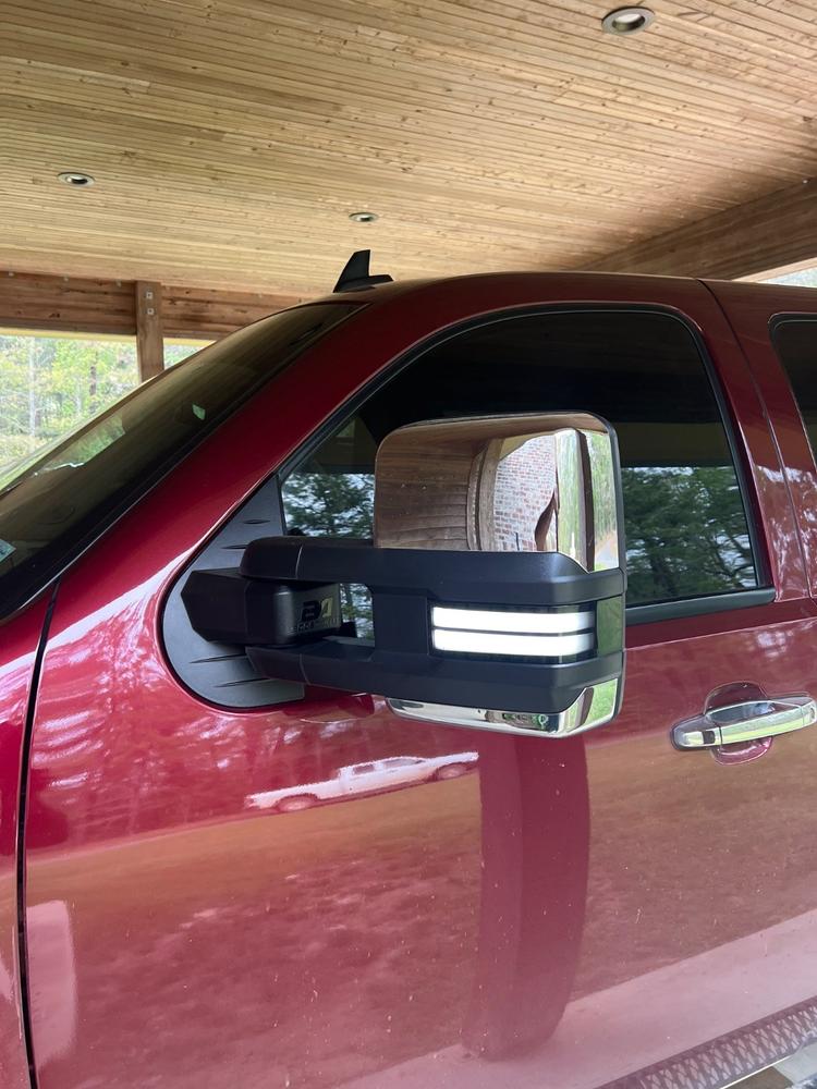 2007.5 - 2013 GM Tow Mirrors - Customer Photo From James Freeland